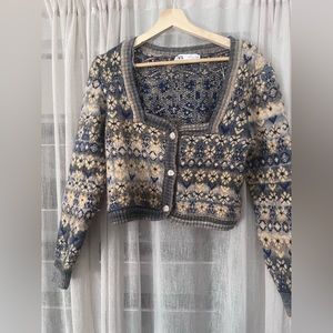 Zara square neck floral sweater